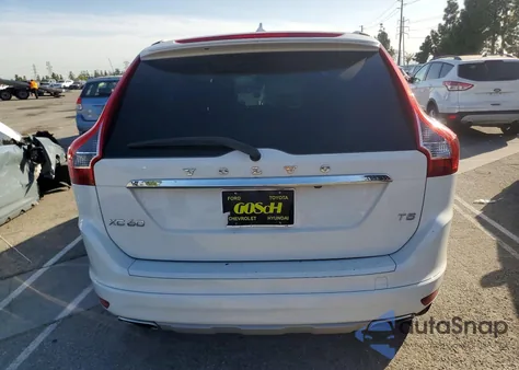 2016 Volvo Xc60 T5 Premier z USA, uszkodzony, nr VIN YV440MDK9G2853853